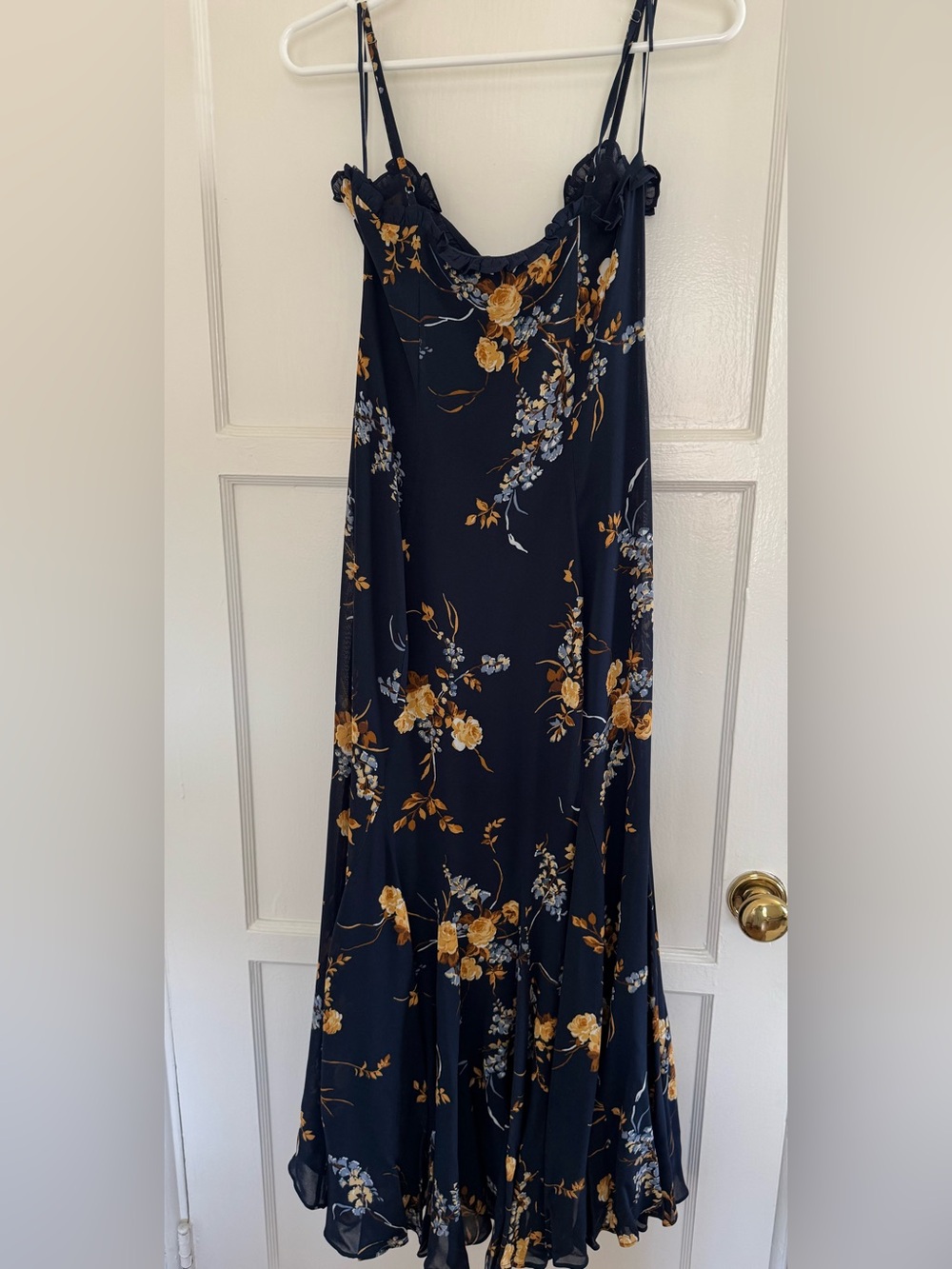 Reformation Lilibet dress in Seychelles (navy) - Picture 5 of 8